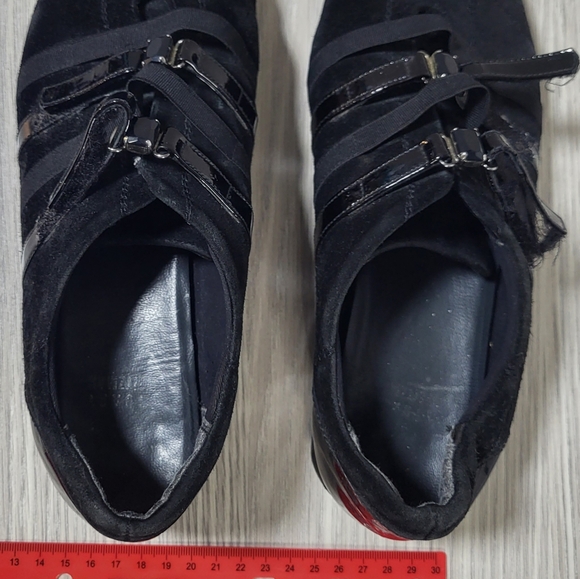 Stuart Weitzman Designer Black Suede Easy Straps Sneakers Women's Sz 8 Shoes - Picture 6 of 10